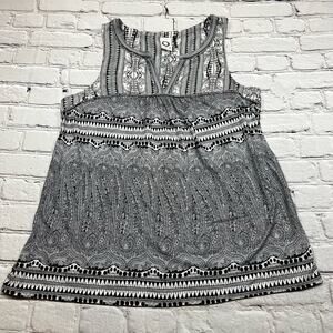 Akemi & Kim Grey Paisley Sleeveless V-neck Top from Anthropologie size M A524